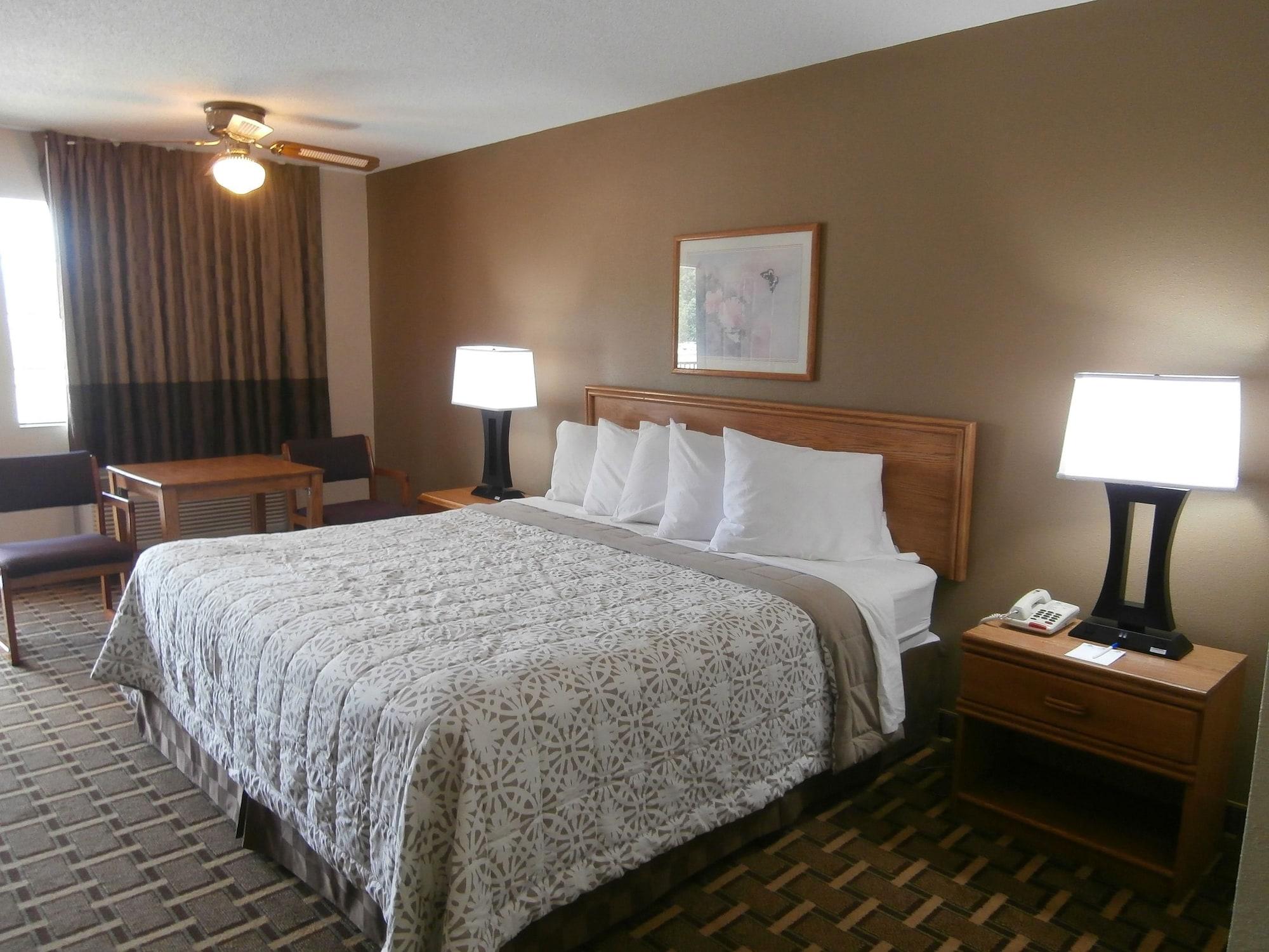 Americas Best Value Inn Blue Ridge Bagian luar foto